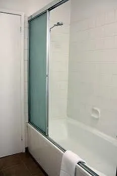 Bay Hotel Apartments Hobart Australia