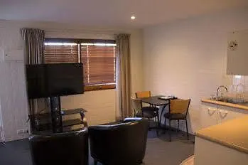 Bay Hotel Apartments Hobart
